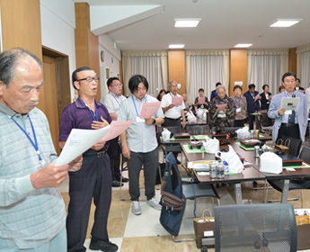 校歌斉唱（御影高校校歌）