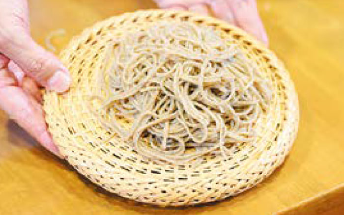 6粒から復活した「入野谷在来」の十割蕎麦