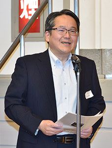 開会・司会 山本 雅哉 会計監査 (33回生)