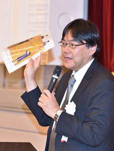 会務報告、新旧役員紹介 道谷 卓 会長(35回生)