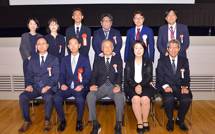 来賓　校長、教頭、元校長、PTA、学校関係者